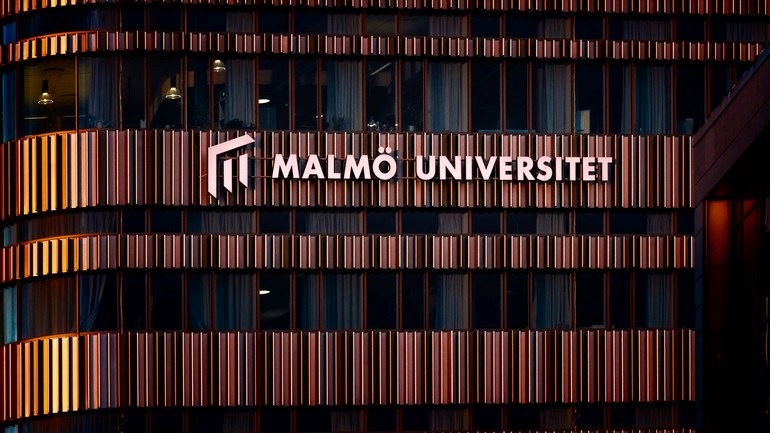 Malmö Univeritet.Nya skyltar på Niagara Malmö UniversitetNya skyltar på Niagara